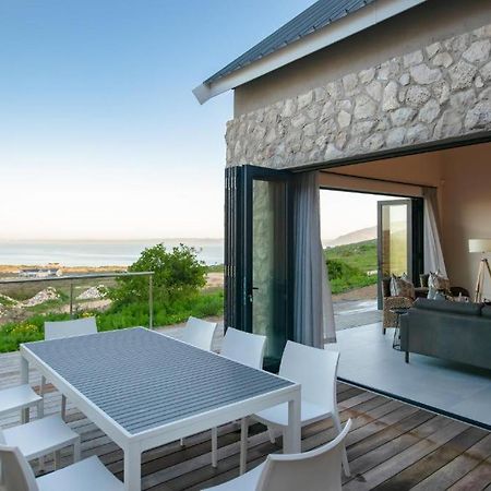 The Shark Bay Villas ランゲバーン エクステリア 写真