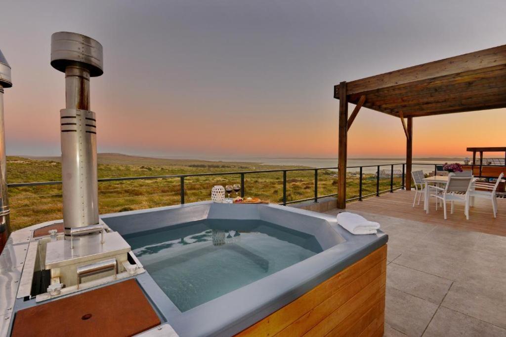 The Shark Bay Villas ランゲバーン エクステリア 写真