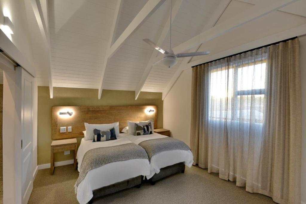 The Shark Bay Villas ランゲバーン エクステリア 写真